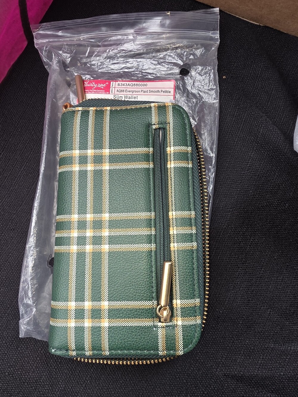 Thirty-One Plaid Slim Wallet in Evergreen Plaid
